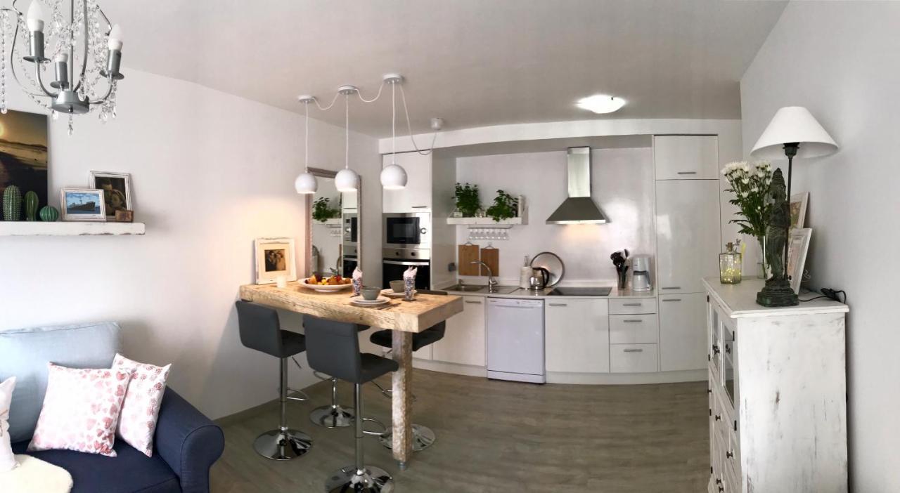 Romatic Casa Blanca Apartment Costa Teguise Luaran gambar